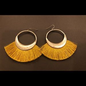 🌸NWT Cooper Gold Bohemian Earrings🌸